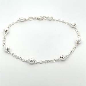 Wrist: Sterling Silver Ball and Cable Chain Bracelet