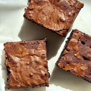 Slice 2: Triple Choc Brownie
