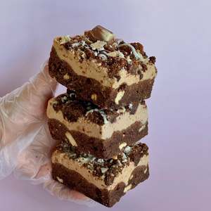 All Slices: Hazelnut Bueno Caramel Cookie Pie