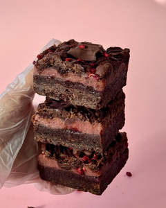 Dark Choc Raspberry Cookie Pie