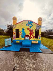 Bouncy Castles: Sesame Street Bouncy Castle