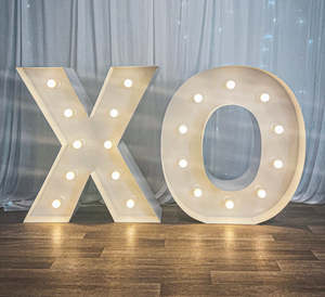 Lights: XO Lights