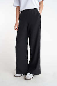 Womens Pants: STAPLE PANT BLACK