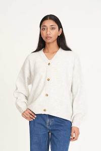 Knitwear: KENDALL CARDIGAN SILVERMARLE