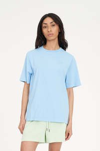 Womens T Shirts: WMNS PREMIER TEE BLUE GLEAM