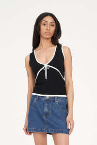 Womens Tops: KIMI V-NECK KNIT TOP BLACK/CHALK