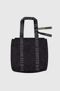 SLEEK OVERSIZED TOTE BLACK