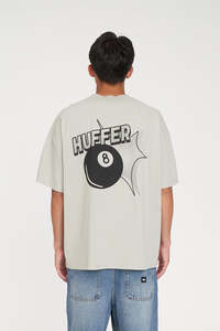 Mens T Shirts: BOX TEE 220/LUCKY STONE