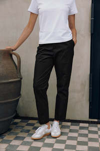 CLASSIC SLIM ANKLE PANT BLACK