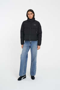 WMNS HFR TRACK PUFFER JKT BLACK