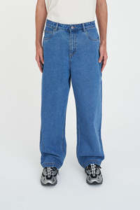 Mens Pants: BLOCK DENIM JEAN/ROUNDER CANYON BLUE