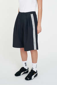 PLEATED BAGGY SHORT NAVY