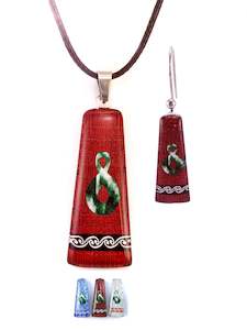 Carded Jewellery: 089 - Pikorua Pattern - Carded