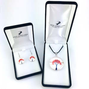 Pendant Earring Sets: White New Zealand Pohutukawa Tree Pendant & Earring Set