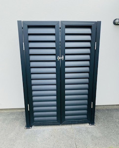 Gas Bottle Protector (Aluminum Louvre Screen)