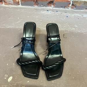 Products: JIMMY CHOO strappy leather heels 39