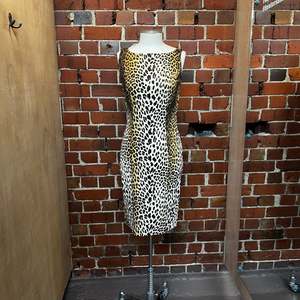 Moschino 1: MOSCHINO Leopard dress