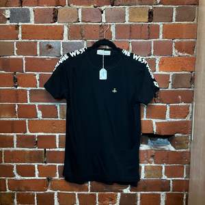 VIVIENNE WESTWOOD tee