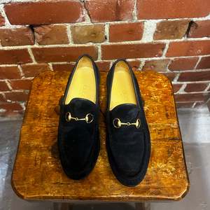GUCCI suede loafers 36.5