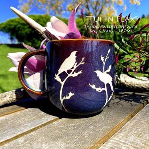 Products: Tui In Flax Limited Edition Sandcarved Stoneware Glazed Snug Mug - Hunting4Art NZ