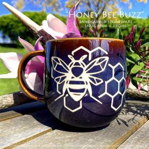 Products: Honey Bee Buzz Limited Edition Sandcarved Stoneware Glazed Snug Mug - Hunting4Art