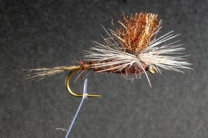 Dry Flies: Tas Dun - Kiwi Fly Fishing