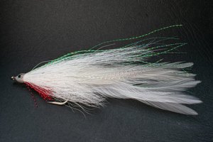 Flies - Kiwi Fly Fishing: White Deceiver - Kiwi Fly Fishing