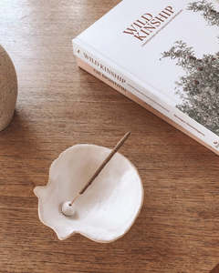 Kami Kindred: Shell Incense Holder
