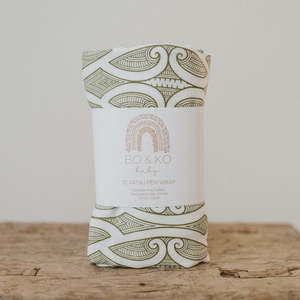 Bo Ko: Te Pātiki Pēpi Wrap | Green