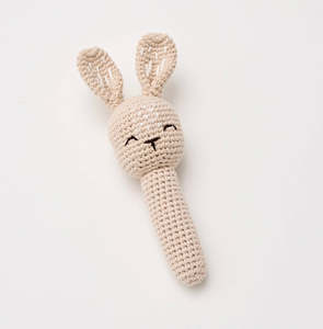 Over The Dandelions: Crochet Bunny Rattle Sand