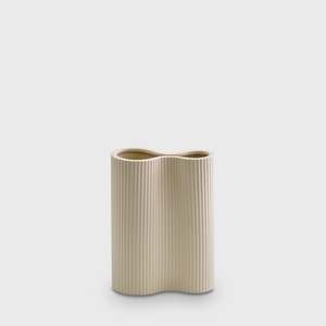 Ceramics: Ribbed Infinity Vase Small Cream