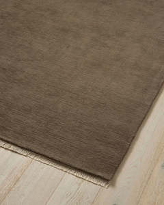 Homewares: Alessandre | Wool rug with linear texture
