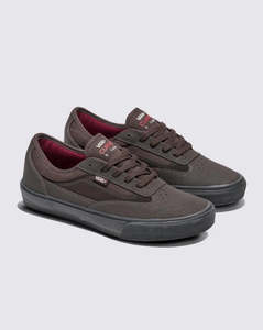 Mens Shoes: Vans Skate Curren Caples- Dark Brown
