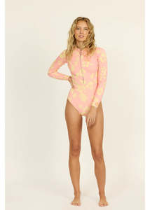 Wetsuits: Sisstrevolution Summer Seas 1mm Long Sleeve Cheeky Spring Wetsuit