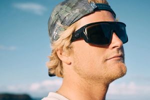 Womens Sunglasses: Dragon Chasm Matte Black/LL Smoke