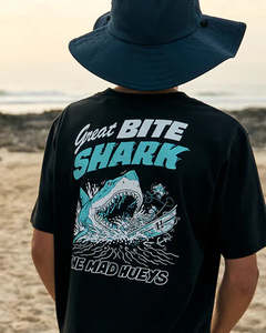 Mad Hueys Youth Great Bite Shark Tee