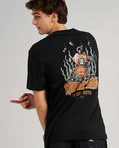 Mad Hueys: Mad Hueys Sinkin Tins SS Tee