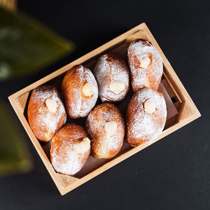 Products: Vanilla Custard Donuts - Hyatt Pantry Restaurant - Wynyard Quarter, Auckland - Coffee & Brunch