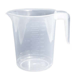 Garden Tools: Measuring jug/cup (2 sizes)