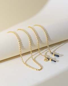 Sunglasses: Nora Chain