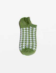 Accessories: Socks | White Moss Houndstooth