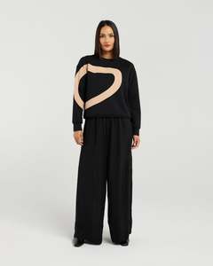 New Arrivals 2: Amara Sweat | Black/Biscuit