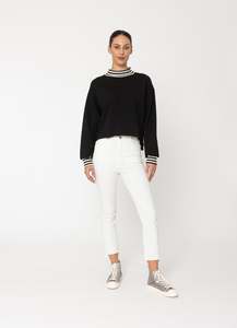 Blacklist: Terri Sweatshirt | Black