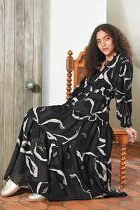 Dresses: Tier Me Out Dress | Black