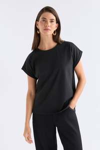 Cille T-Shirt | Black