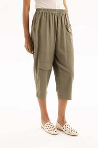 Yvette Pant | Khaki