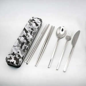 Mens Gifts: Dishy Cutlery 8pce Camo Set
