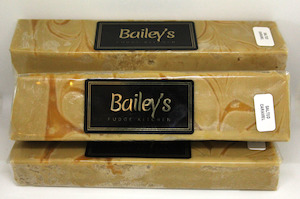 Nz Made Fudge: Salted Caramel Fudge