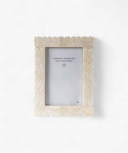 Photo Frames: Aria Carved Photo Frame 4x6
