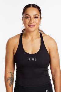 Hine: PERFORMANCE RACERBACK CROP SINGLET ONYX